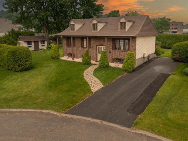 Maison coup de cœur assuré ! Terrebonne Lachenaie (Quebec)