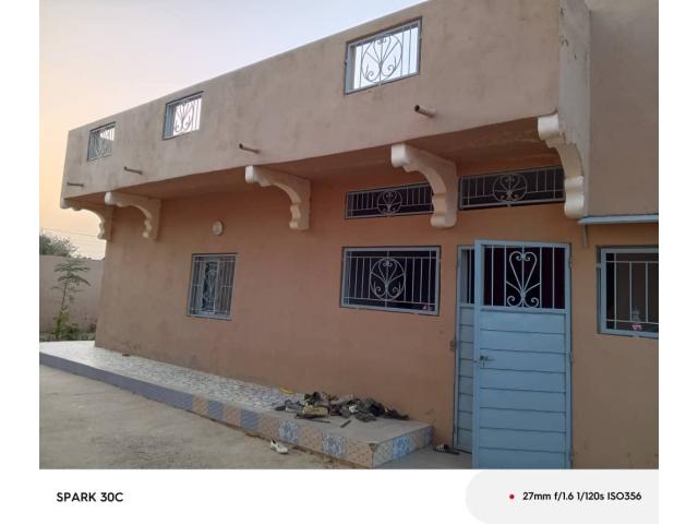 Maison de 4 chambres salon à louer à Saly Sénégal
