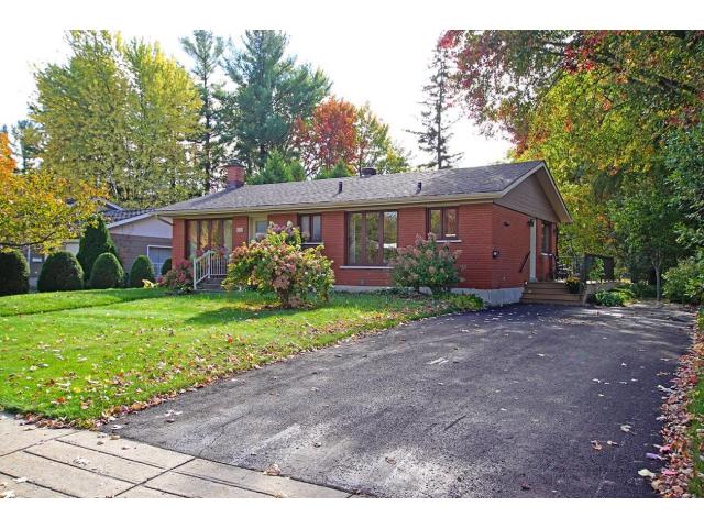 Maison très bien entretenue avec cour paisible à Joliette (Quebec)
