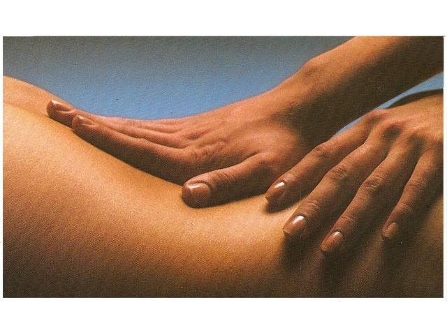 Massage naturiste doux et relaxant par H expérimenté