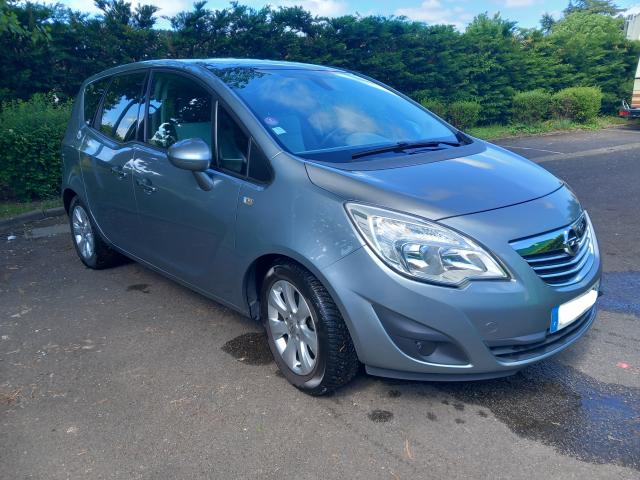 Meriva twinport cosmo 120cv garantie