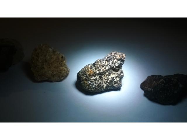 Photo météorite image 1/6