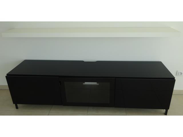 meuble TV laqué noir avec verre