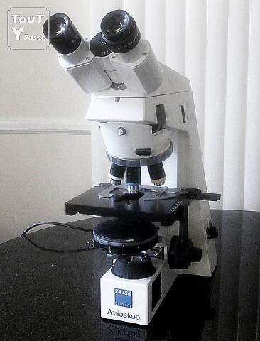 Photo Microscope pour dentiste Zeiss  a saisir image 1/1