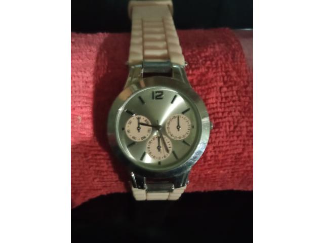 montre homme braceler nouvelle pile