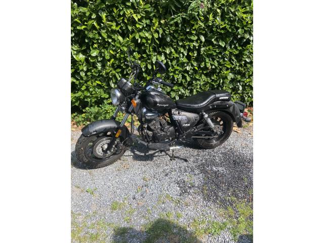 Moto 125 - Keeway Superlight 125