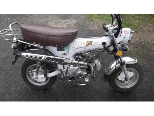 moto style dax ( TNT MOTOR CITY 50CC)