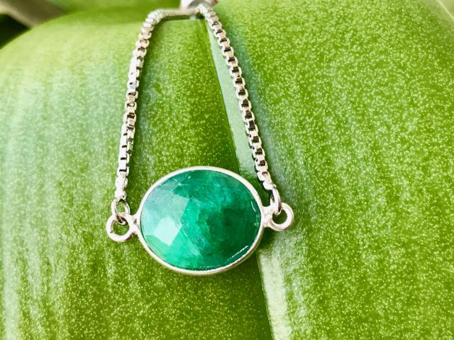 NaturesGems Bracelet Gemstone Emerald Emerald Jewel SIlver Plated
