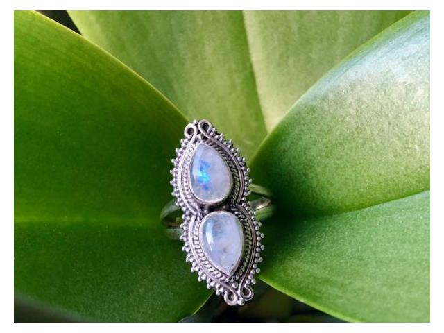 NaturesGems Gemstone Ring Moonstone 100% Silver Jewelry