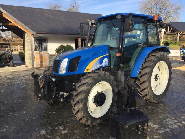 New Holland T5060 Dual Command