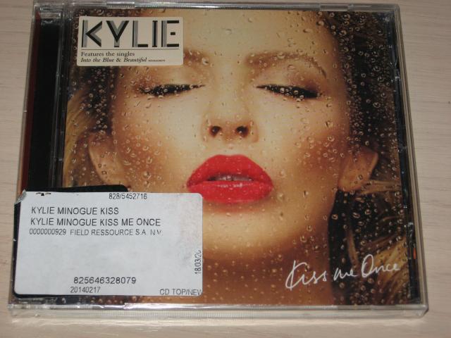 Nouveau cd audio Kylie Minogue Kiss sous blister