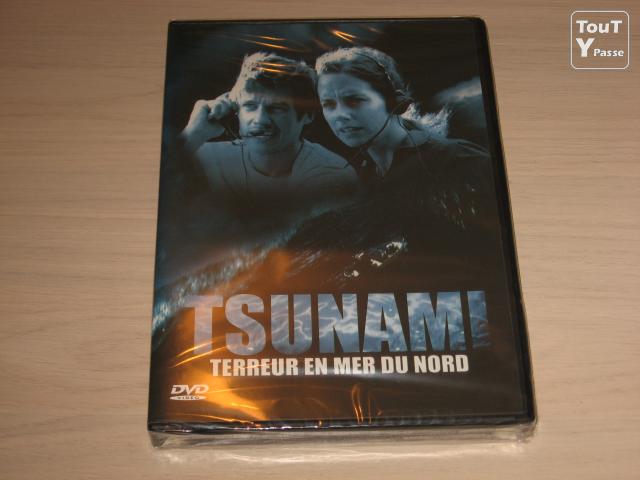 Photo Nouveau dvd tsunami sous blister image 1/2