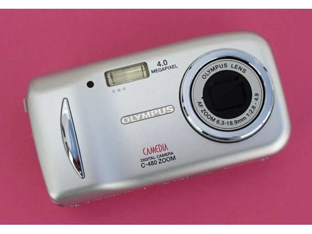 Olympus CAMEDIA C-480 ZOOM Appareil photo numérique - compact - 4.0 MP - 3x zoom optique