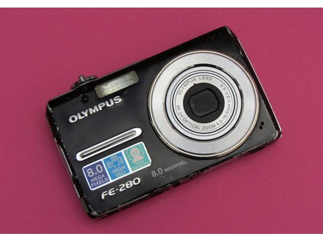 Photo Olympus FE-280 Noir Appareil photo numérique - compact - 8.0 MP - 3x zoom optique - noir image 1/3