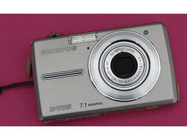 Olympus X-785 Appareil photo numérique - compact - 7.1 MP - 3x zoom optique