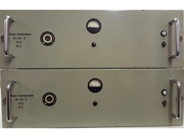 Photo Paire d'amplificateurs de puissance à lampes Maihak B-V44B image 1/4