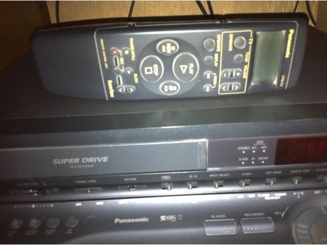 Panasonic nv-hs1000 s-vhs video cassette Excellent 595€