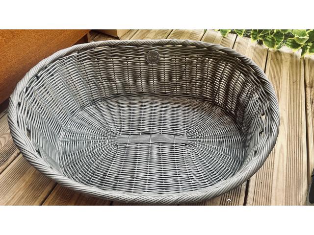 Panier en osier pour chats/petits chiens, gris- Comme neuf