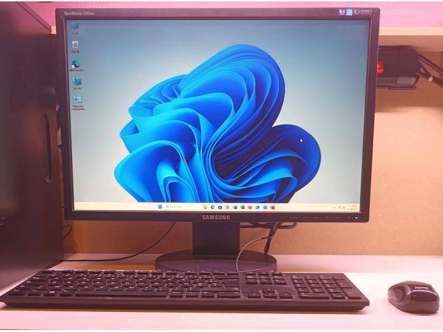PC DE BUREAU COMPLET
