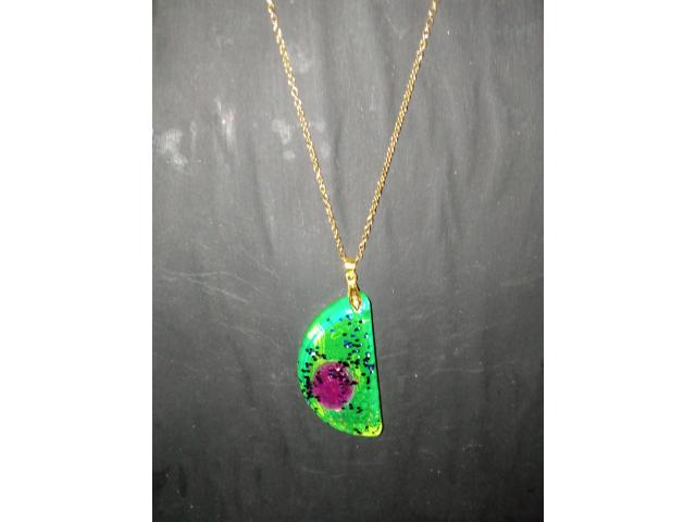 pendentif avec collier 50cm