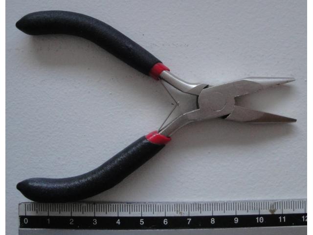 Petite pince plate