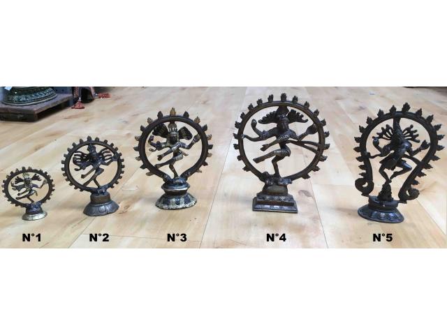 Photo Petite roue de Shiva Nataraja en bronze - D: 8 à 17 cm image 1/3