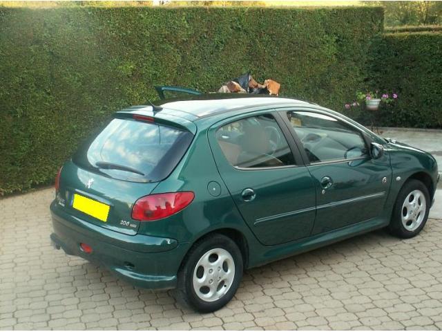 Photo Peugeot 206 1.4LLL HDI 70 CH image 1/3