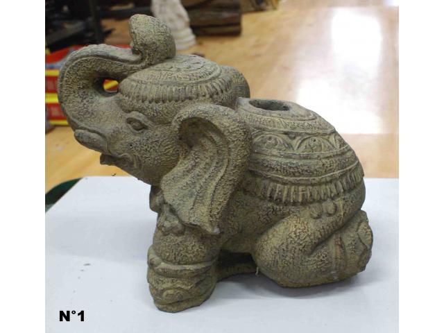 pied de parasol éléphant en pierre - H: 25 ou 42 cm