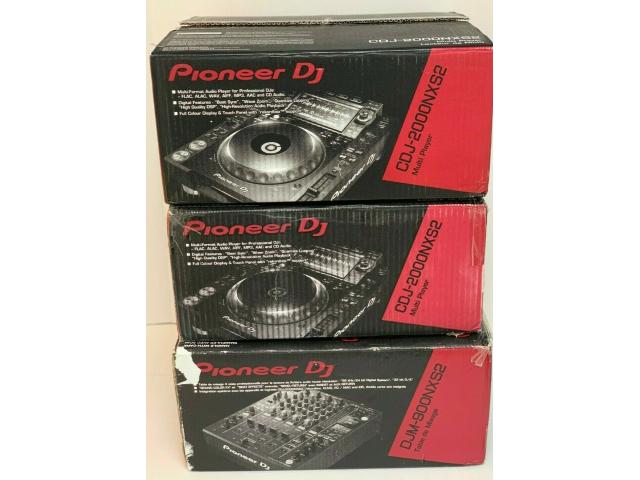Pioneer DJ - (2) CDJ 2000NXS2 (1) DJM900NXS2