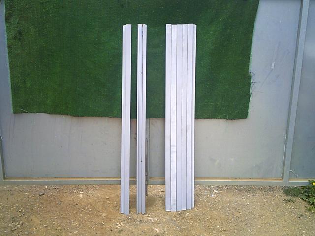 PIQUETS FER POUR CLOTURES BRISE VUE