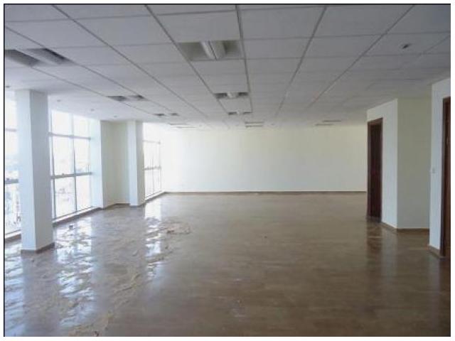 Plateau de bureau de 117 m a RACINE
