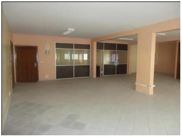 Plateau de bureau de 153 m2 a PALMIER