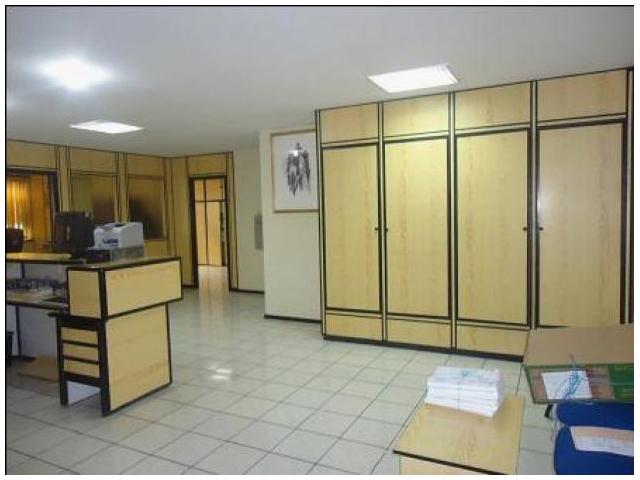 Plateau de bureau de 162 m2 a EMILE ZOLA