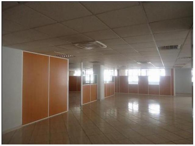 Plateau de bureau de 231m2  a BD D'ANFA