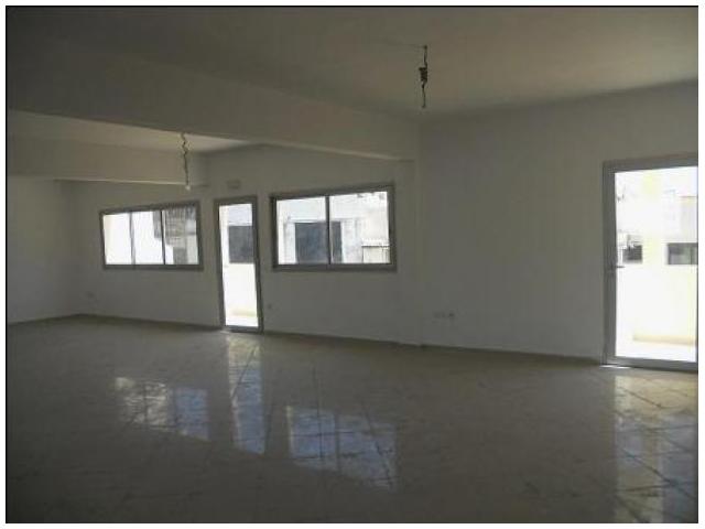 Plateau de bureau de 240 a MERS SULTAN