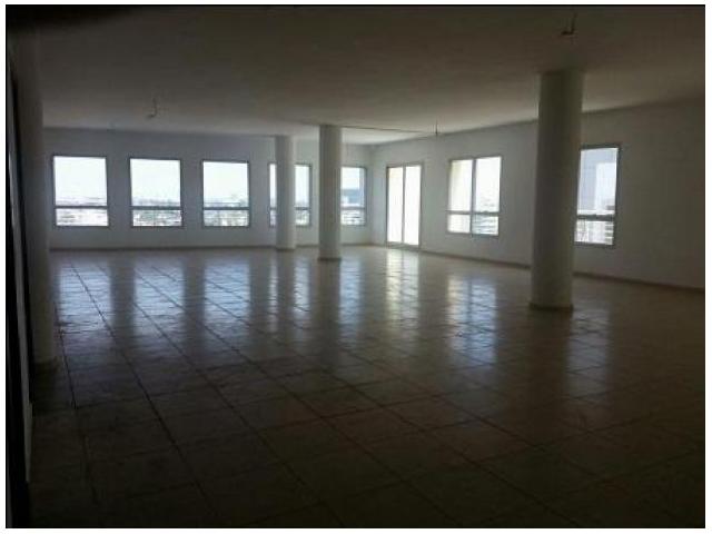 Plateau de bureau de 299 m2 a SIDI MAAROUF