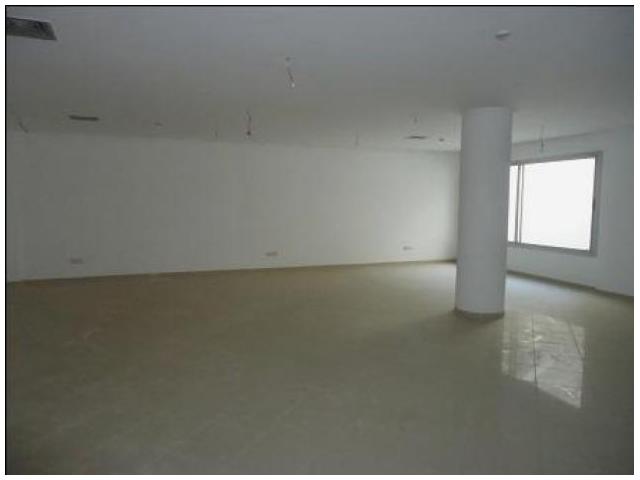 Plateau de bureau de 90 m à ABDELMOUMENNE