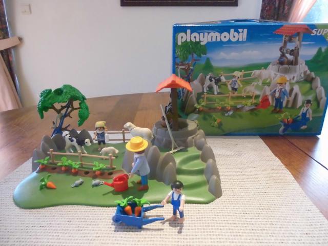 Playmobil Superset 4131: Bergers/pâture/animaux avec  boîte et notice de montage cf. photos