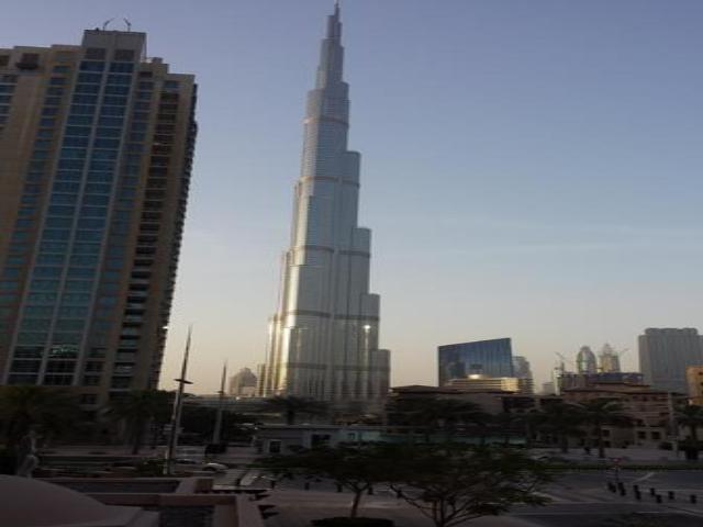 Pleine vue sur Burj Khalifa - 1 CH Kamoon 1