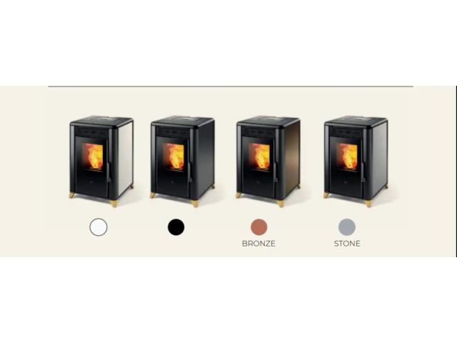 Poêle a pellet 6kw de stock