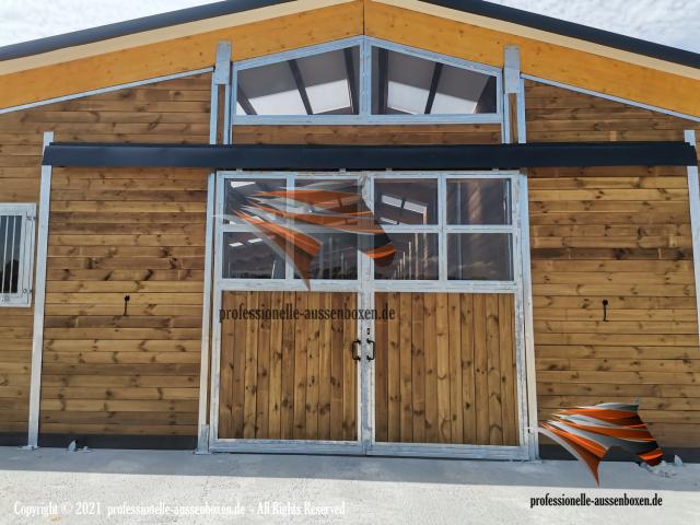 Porte coulissante pour écurie & TOP Porte de paddock | Portails et portes d’écurie