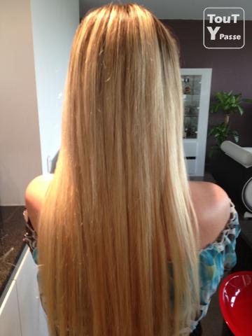 Pose d extensions capillaires.