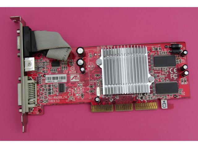 Photo PowerColor RADEON 9250 - Carte graphique - Radeon 9250 - 128 Mo DDR - AGP 8x image 1/2