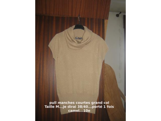 pull manches courtes grand col Taille M