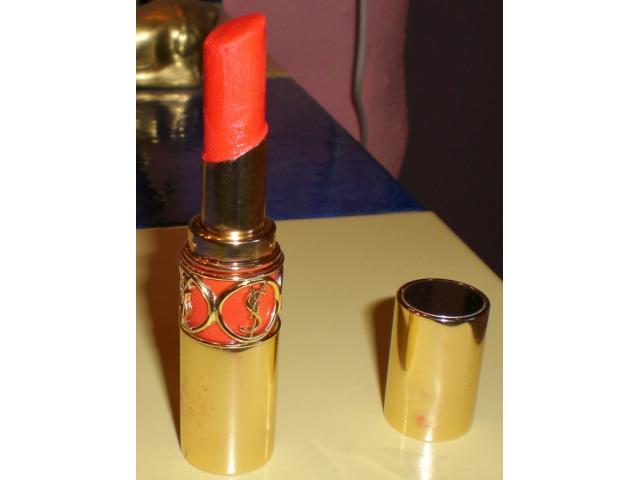rare !!! rouge à lèvres vintage de  YSL N°2