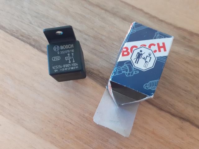 relais neuf Bosch 0 332 019 110, V23234-B11001-Y004, 12v