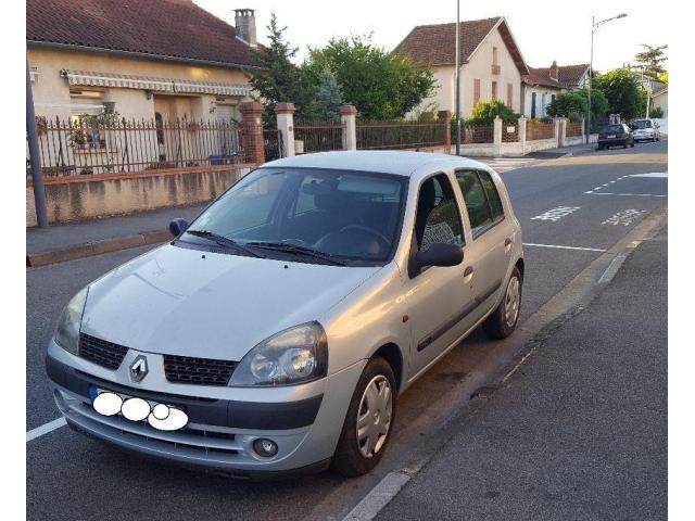 Renault clio ph 2 1.2 ess 5 cv an 2002 100000 km