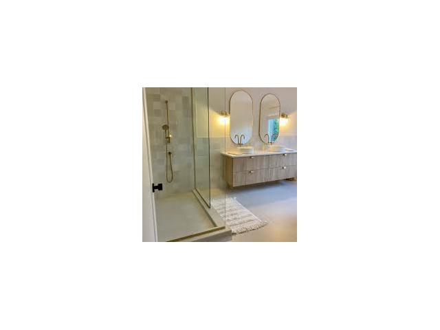 Renovation salle de bain /plomberie/carrelage/peinture