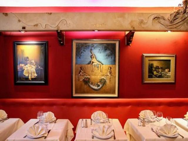 Photo Réveillon 2025/26 diner spectacle & soirée dansante entre célibataires image 1/6