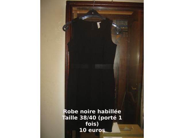 Photo Robe noire habillée Taille 38/40 image 1/1